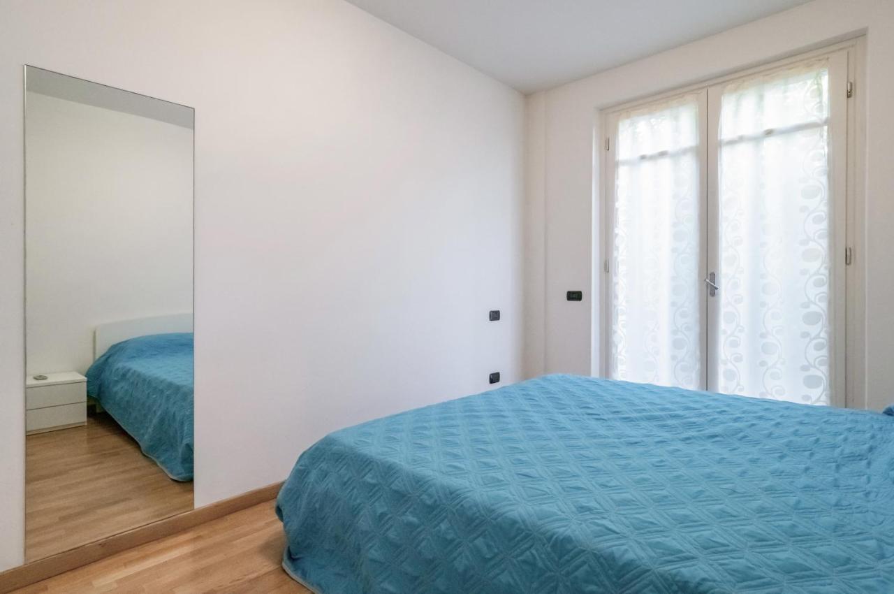 Piana Di Solaro Modern Flat & Swimming Pool Apartment Lerici Luaran gambar